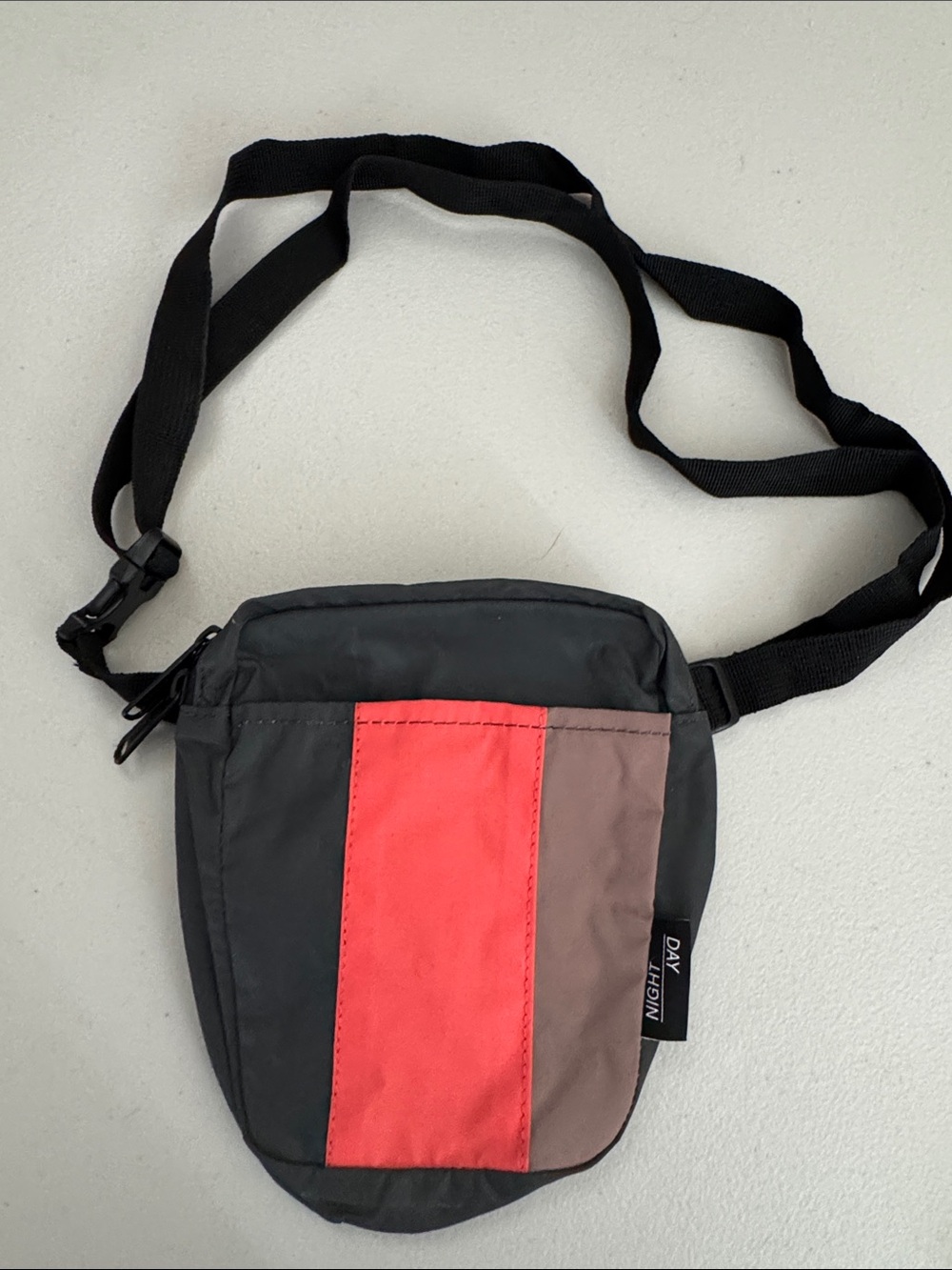 Free with bundle of $20 or more Herschel Supply Company cross body